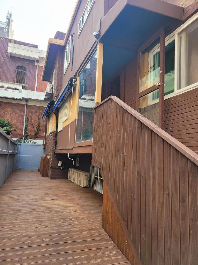 Good Guesthouse Сеул Экстерьер фото
