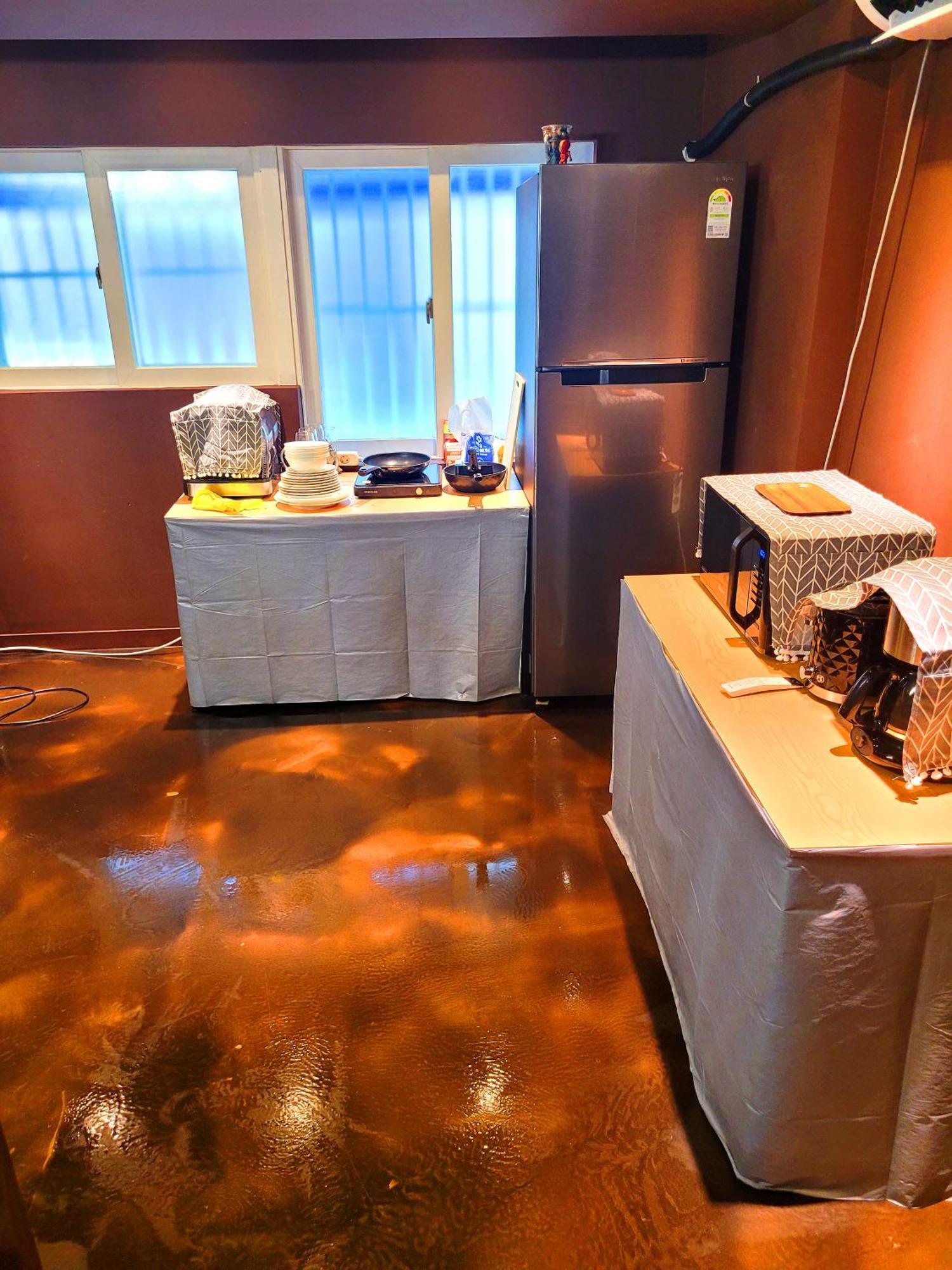 Good Guesthouse Сеул Экстерьер фото